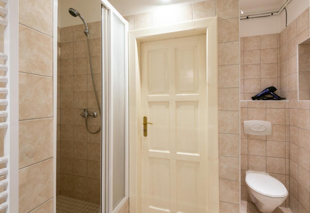 Gorazdova Apartments Praha Bagian luar foto