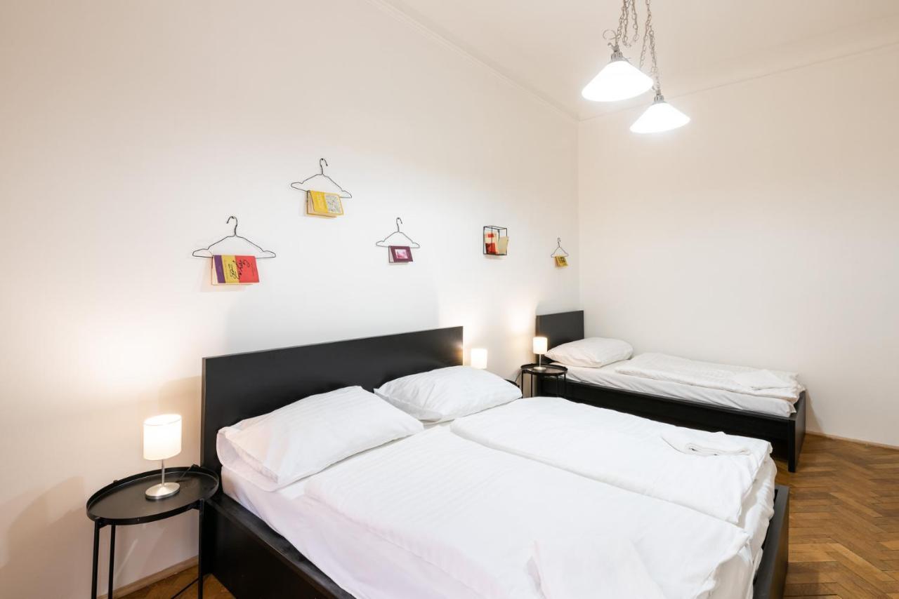 Gorazdova Apartments Praha Bagian luar foto